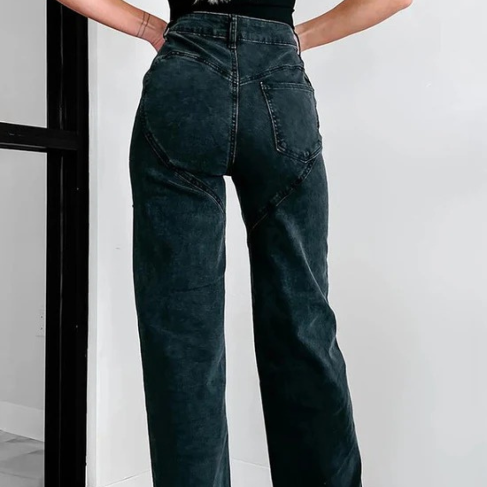 GENOVA JEANS CON DETALLES DE STRASS