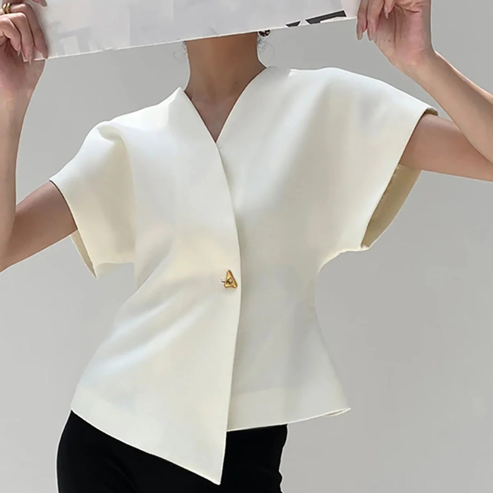 CAMILA BLUSA MODERNO CON CUELLO EN V Y BOTONES