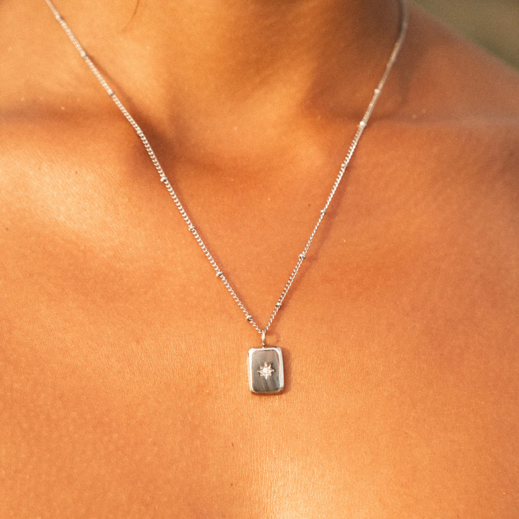 AMANECER COLLAR