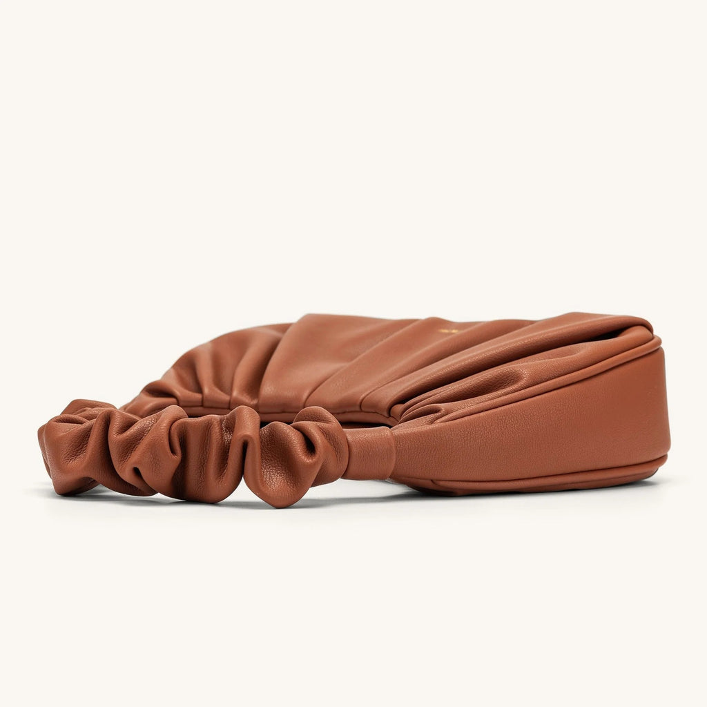 CARLOTA BOLSO FRUNCIDO Piel beige