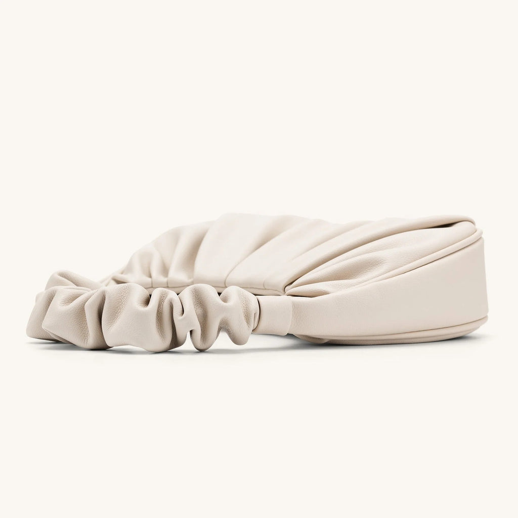 CARLOTA BOLSO FRUNCIDO Piel beige